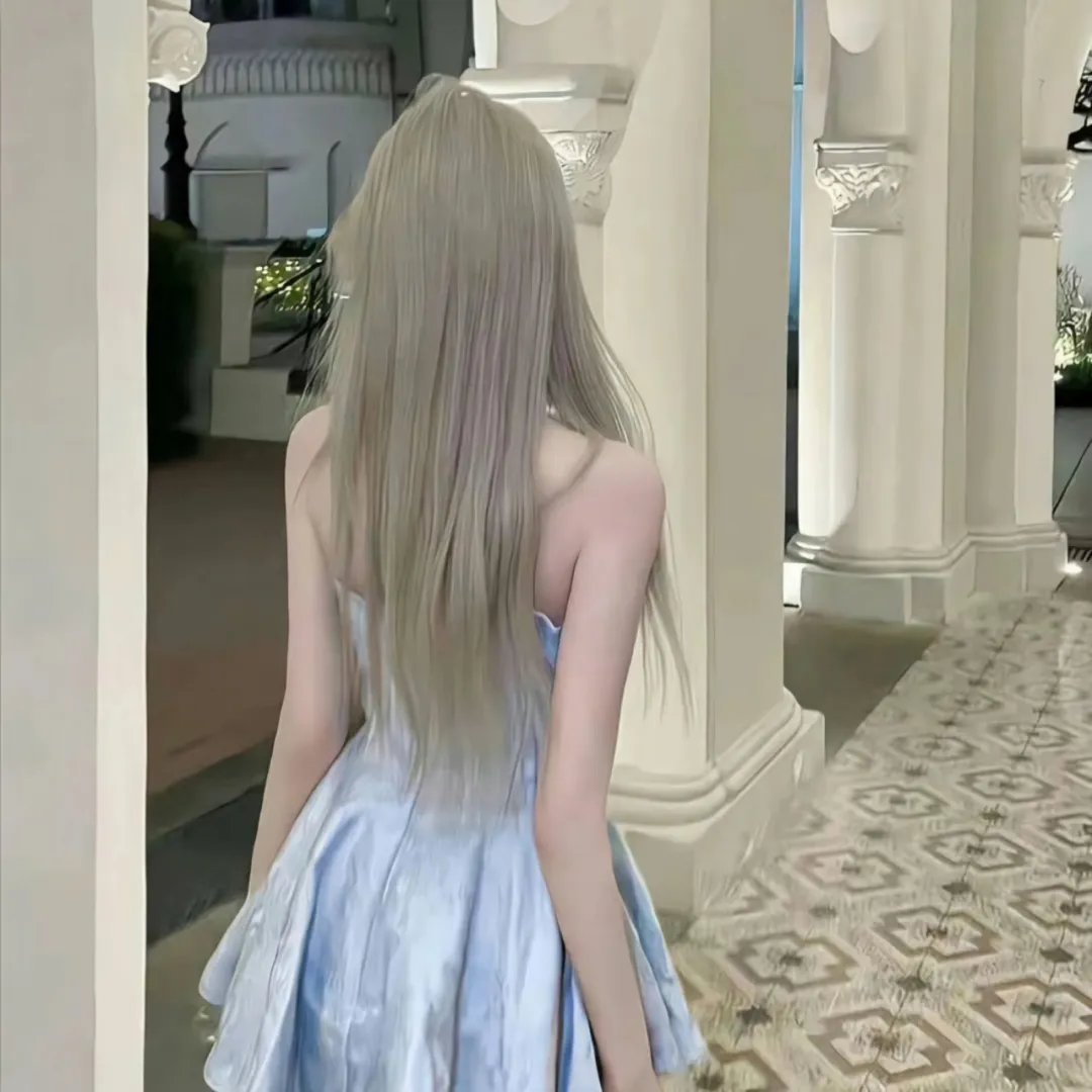 穿成女反派老公求我当厂长